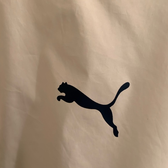 Puma Windbreaker - Picture 3 of 8